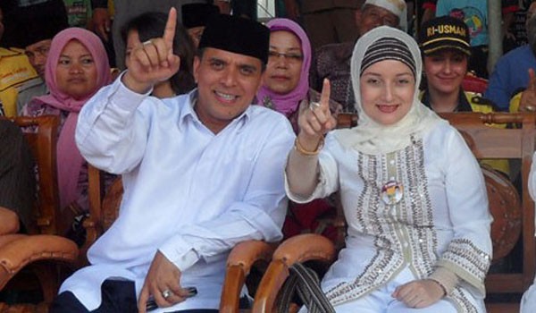 Riduwan Ibrahim dan istri